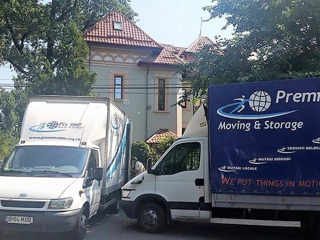 PREMIER MOVING STORAGE4