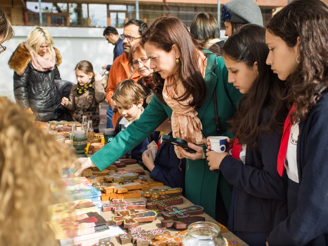LICEUL TEORETIC SFINTII TREI IERARHI4