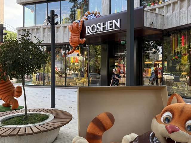 Roshen Retail6