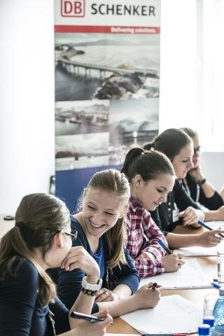 Declarant Vamal_Arad - Arad- Schenker Logistics Romania S.A. - BestJobs.eu